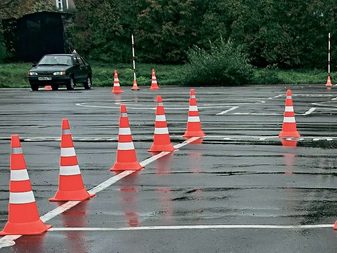 Сдать экзамены на права станет сложнее