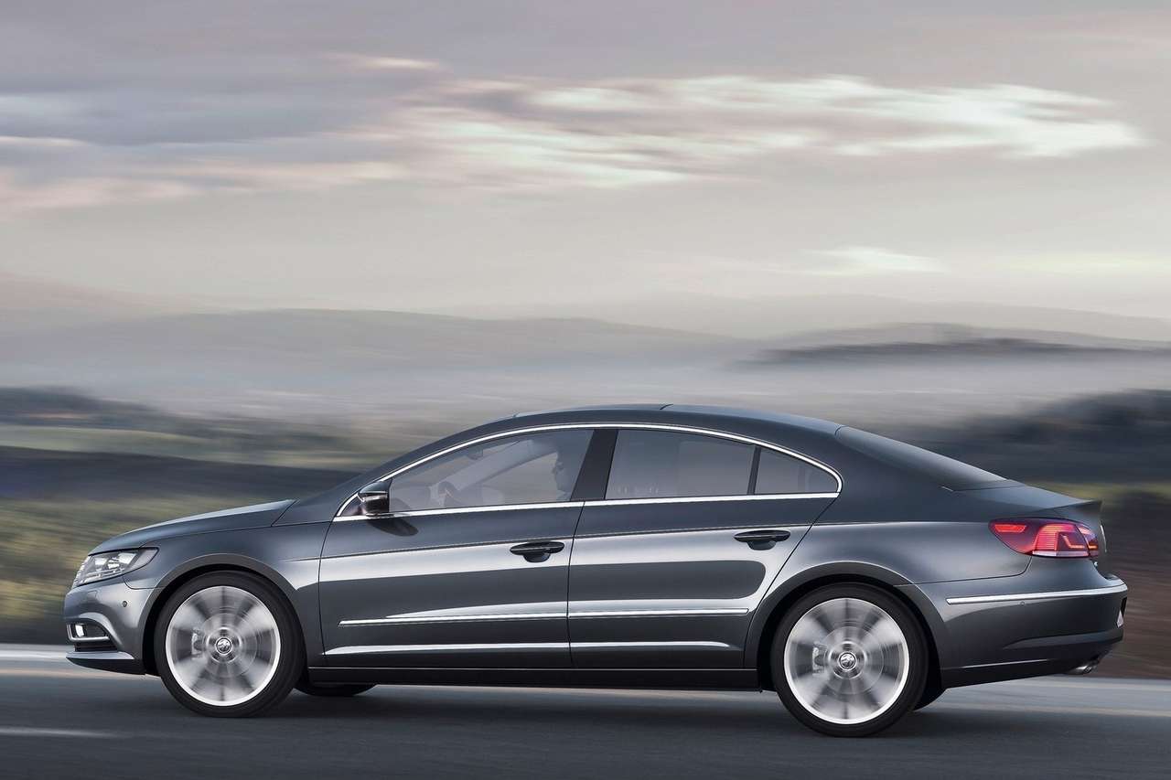 Volkswagen Passat CC может превратиться из седана в лифтбек