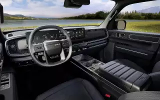 Интерьер Kia Tasman