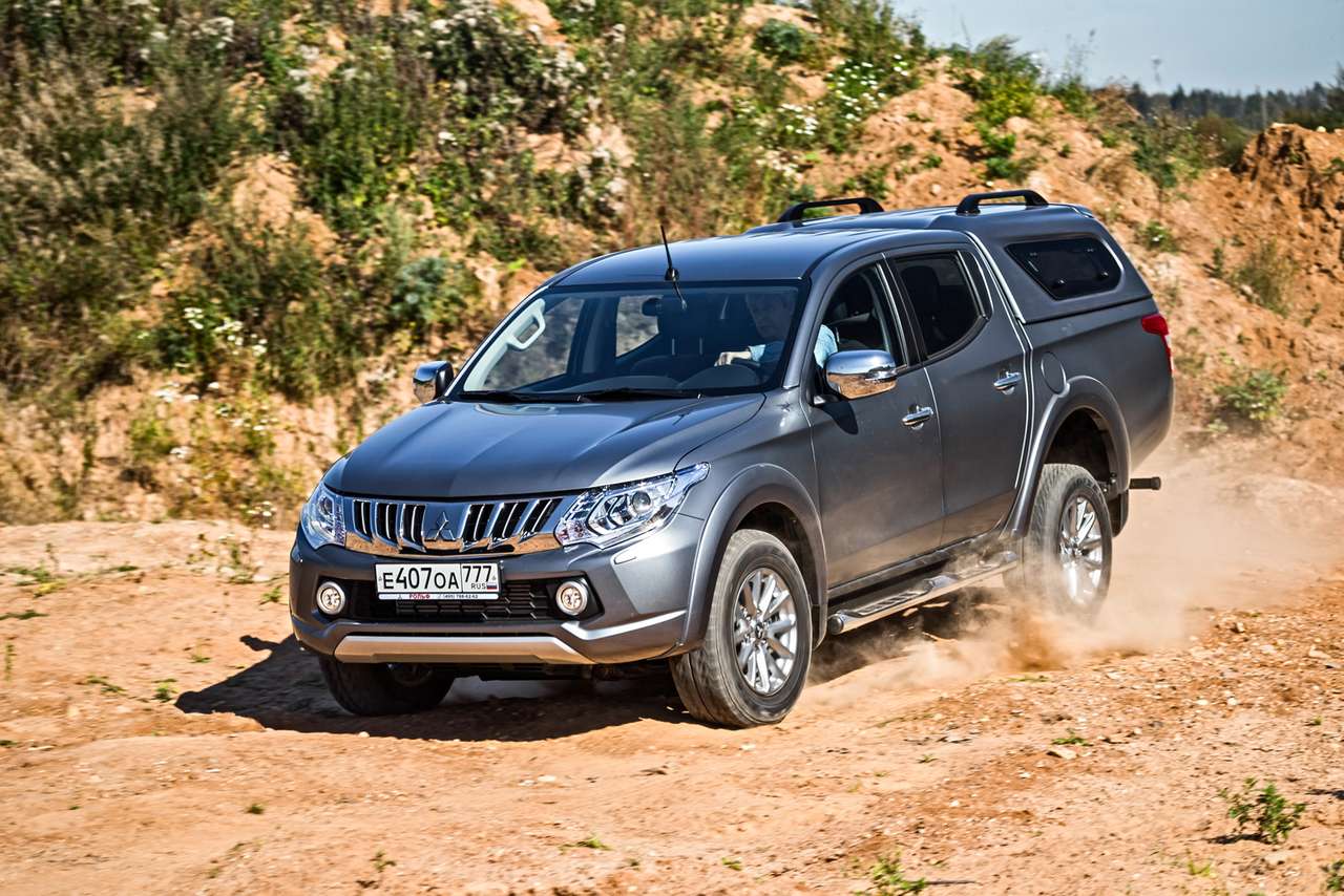 Проверяем российским бездорожьем новый Mitsubishi L200