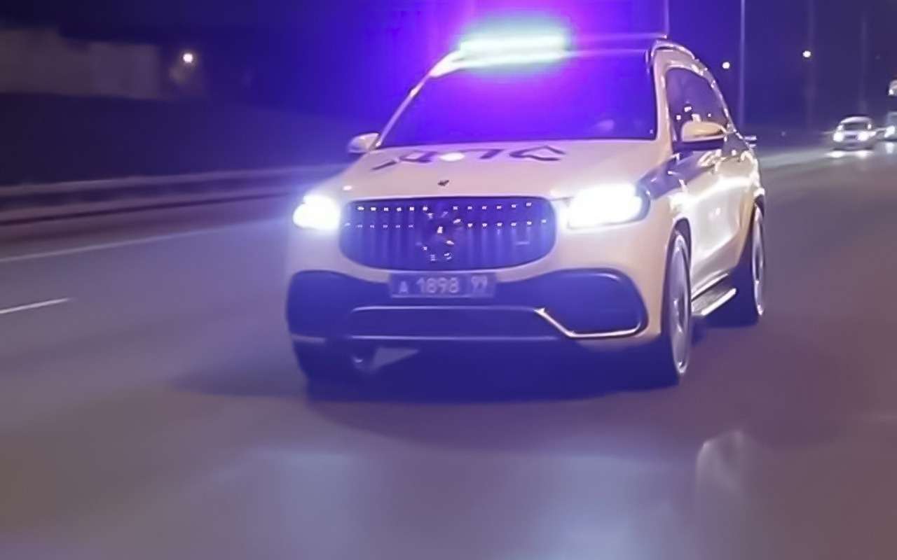 В ГИБДД рассекретили свой самый быстрый автомобиль (видео)