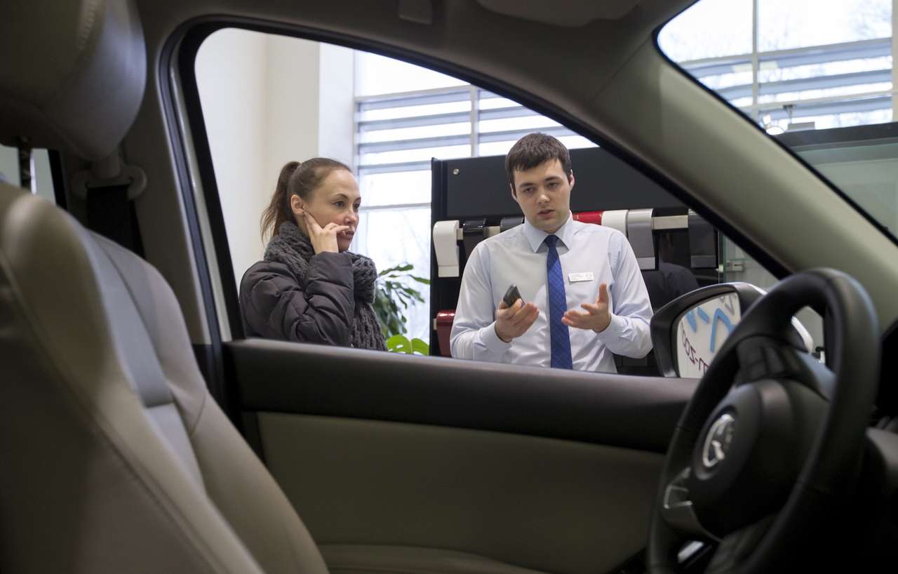 Если вы хотите найти «свой» автомобиль, совсем не нужно колесить по дилерам марки - для этого создаются удобные онлайн-конфигураторы