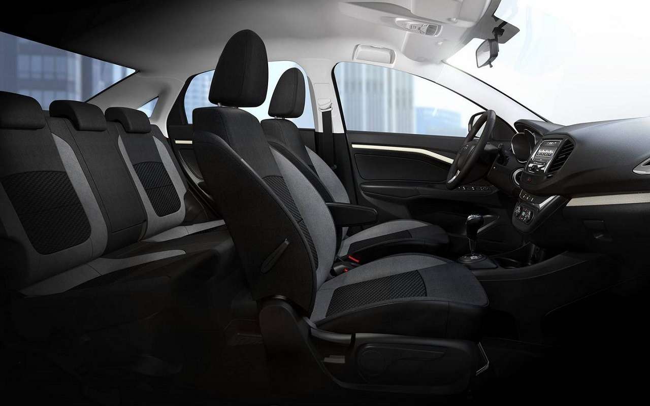 АВТОВАЗ отзывает Весты: проблемы с обивкой