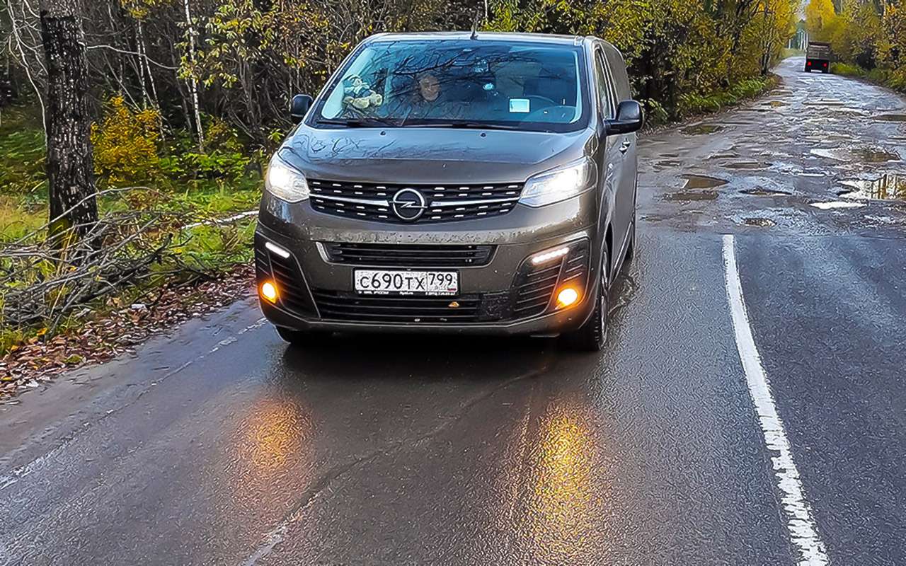 К сезону отпусков: в Калининград и Владивосток поедем со своим авто