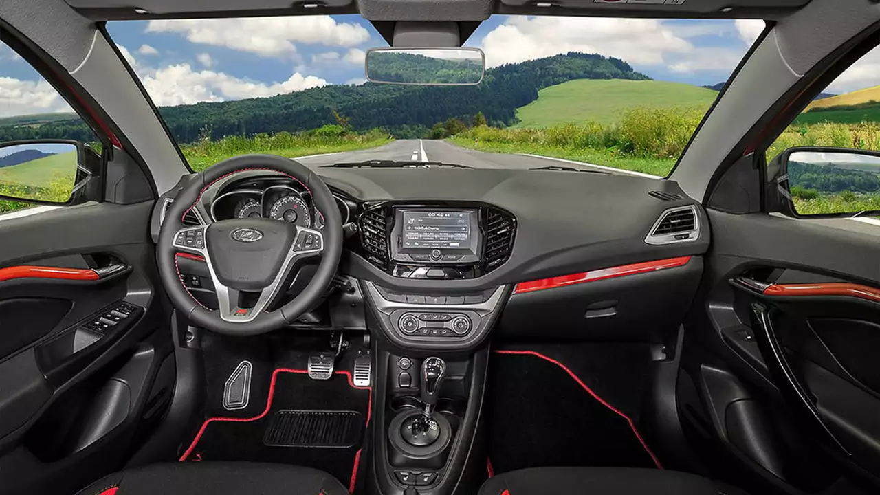 Lada Vesta: первые фото обновленного салона