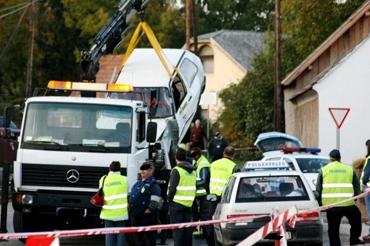 В аварии на ралли пострадали шесть зрителей