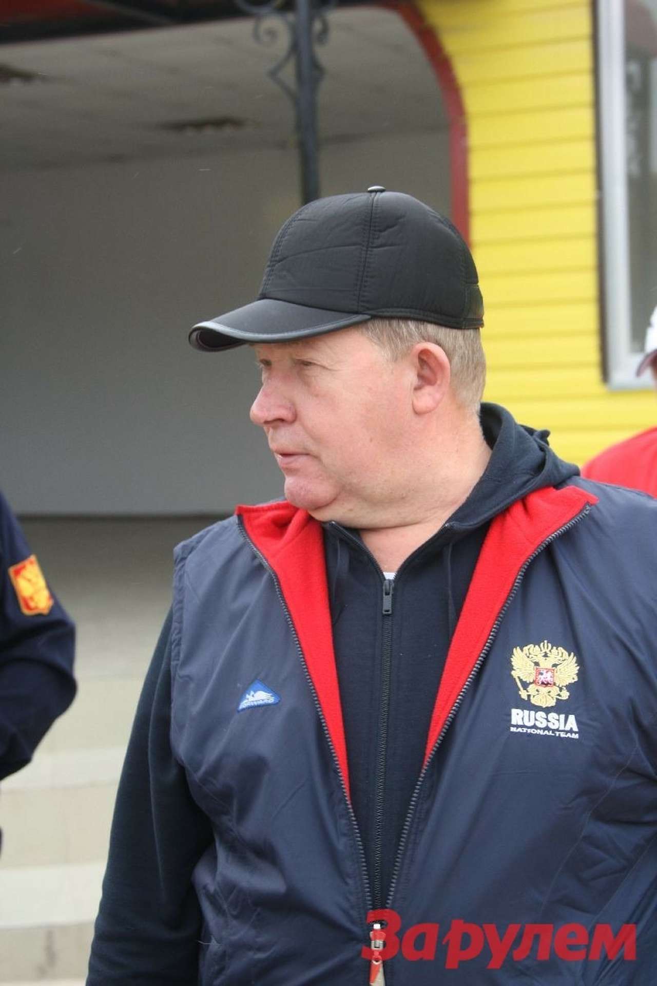 На вопросы ZR.RU отвечает главный госавтоинспектор страны Виктор Кирьянов.