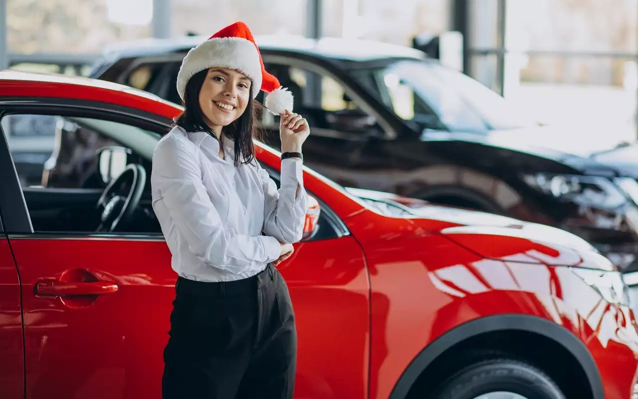 Перед Новым годом в России вновь взлетели продажи машин