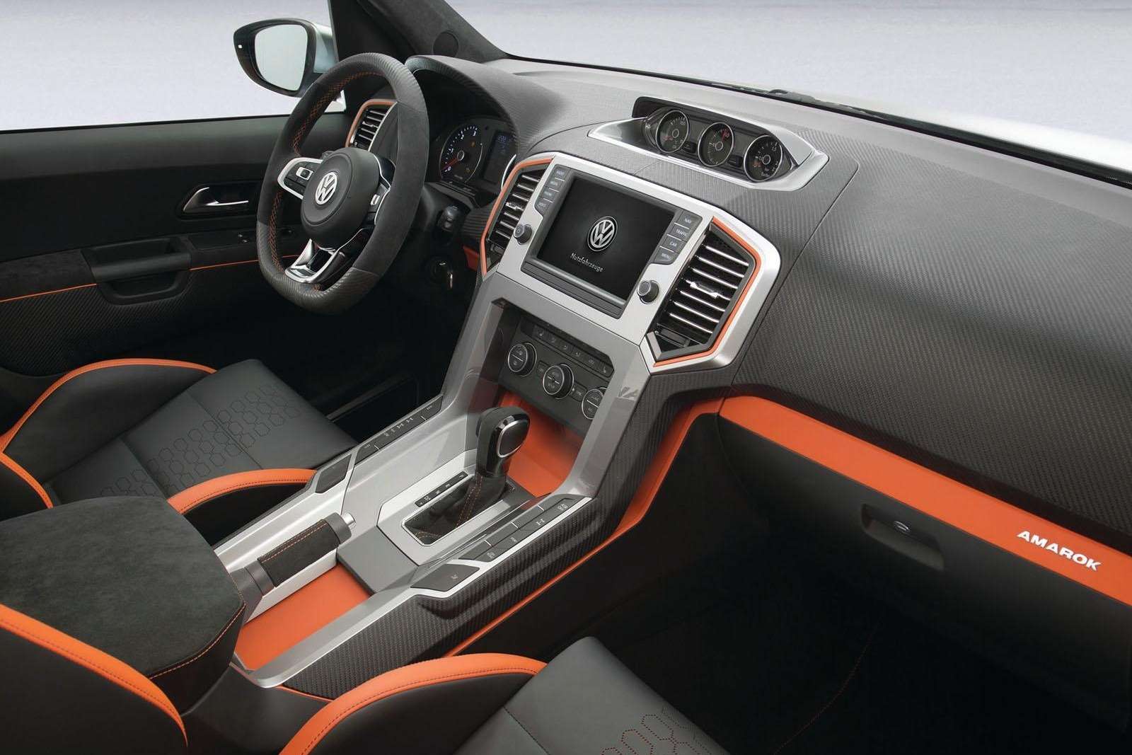Перетяжка салона volkswagen amarok