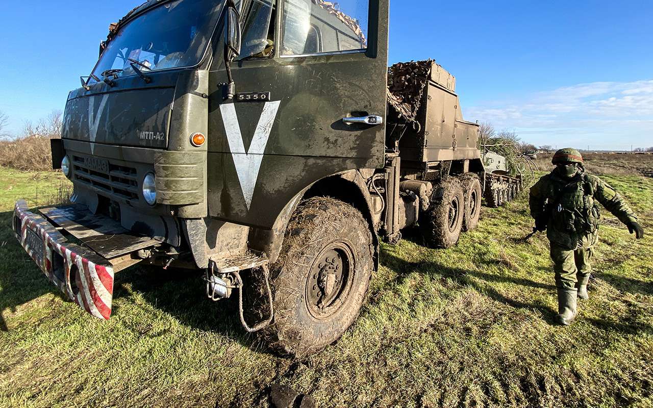 Спасти ценный груз под обстрелом – задача, достойная жизни