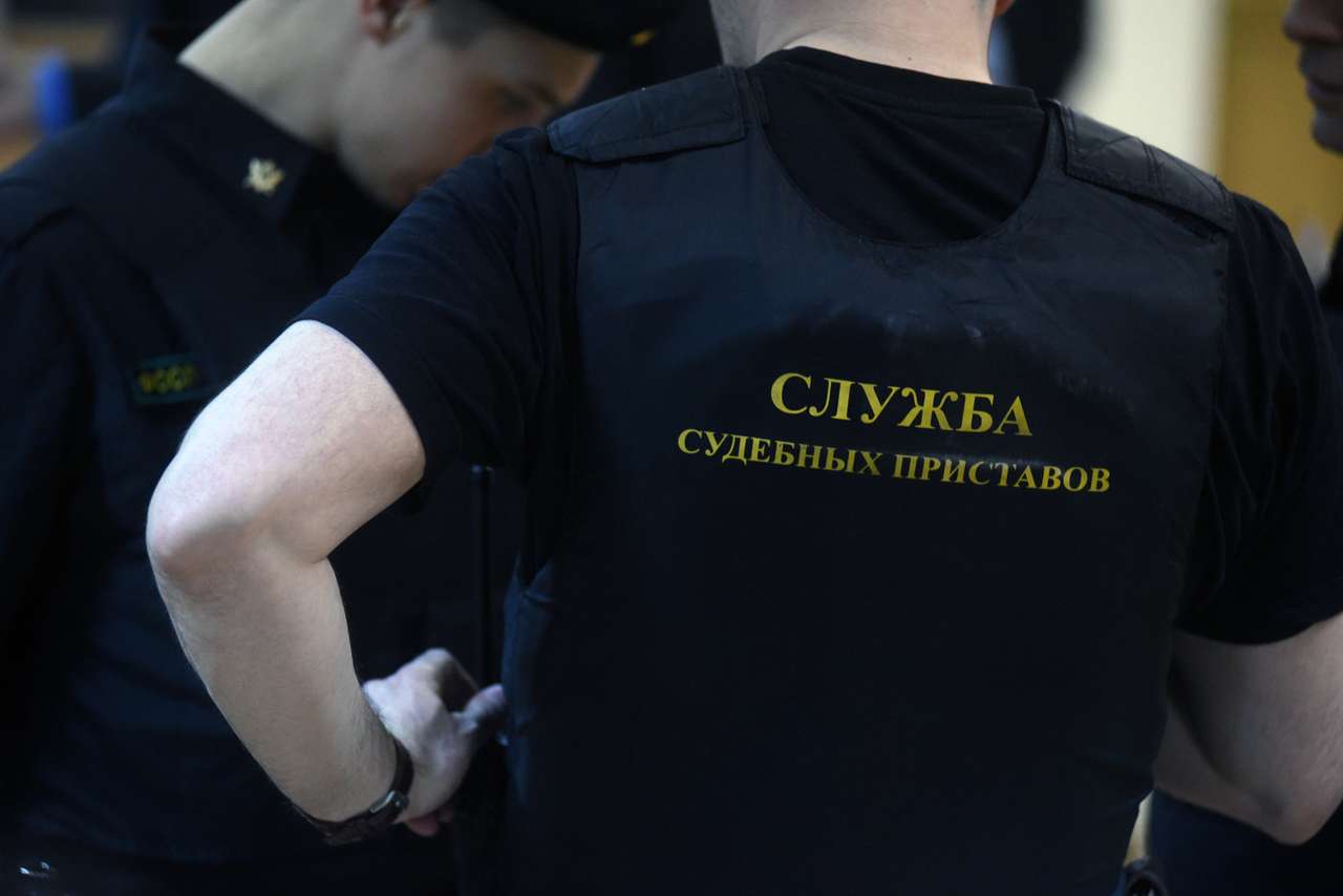 Невыездная «планка» для должников по штрафам стала выше - 30 000 рублей