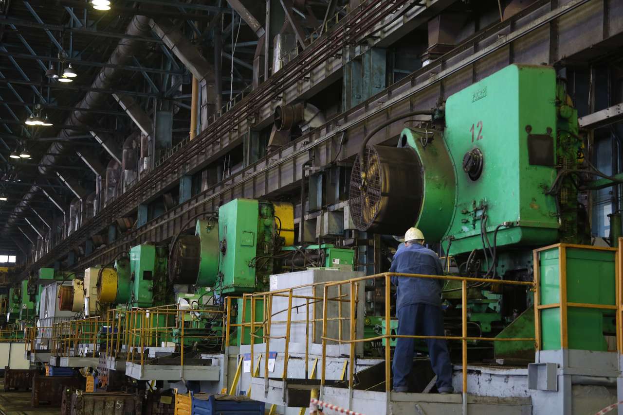 КАМАЗ может перейти на усеченную рабочую неделю