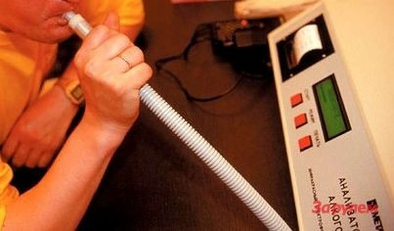 ГИБДД обещает оборудовать все автомобили ДПС встроенными алкотестерами