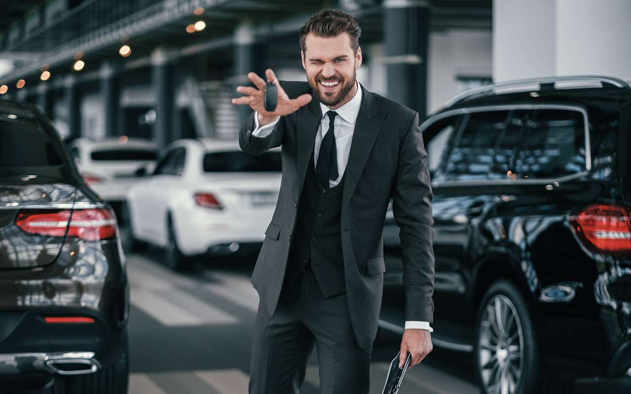 Кроссовер для офисного карьериста — нашли лучшие варианты