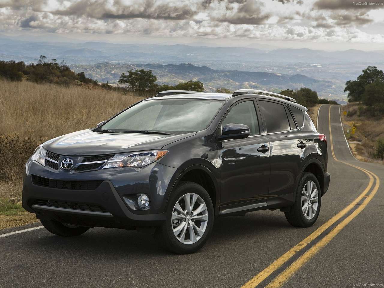 Новый Toyota RAV4 приходит в Россию
