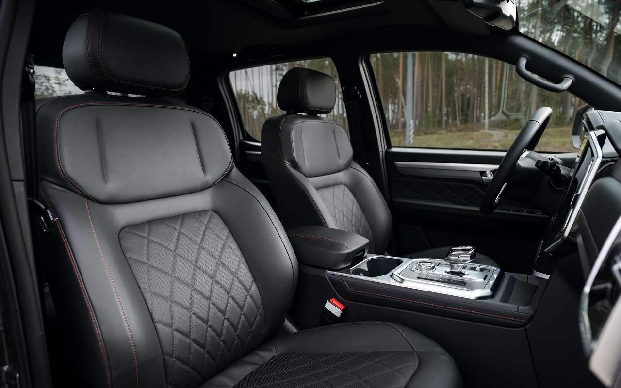 Интерьер JAC T9