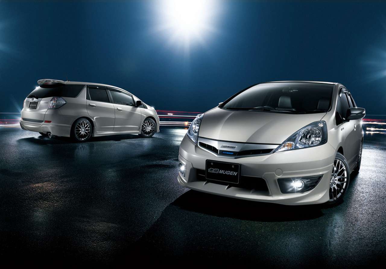 Компактвэн Honda Fit стала спортивнее