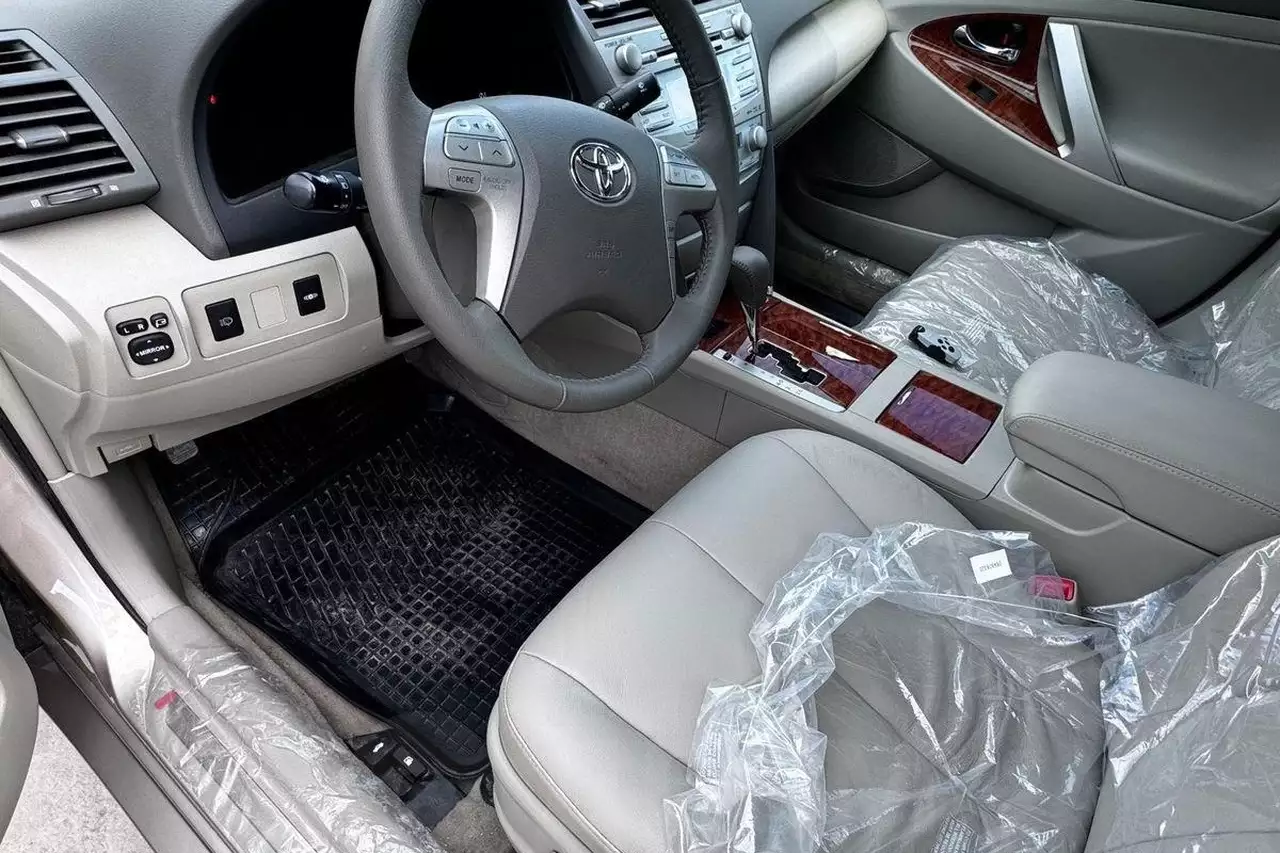 Toyota Camry 2008 года