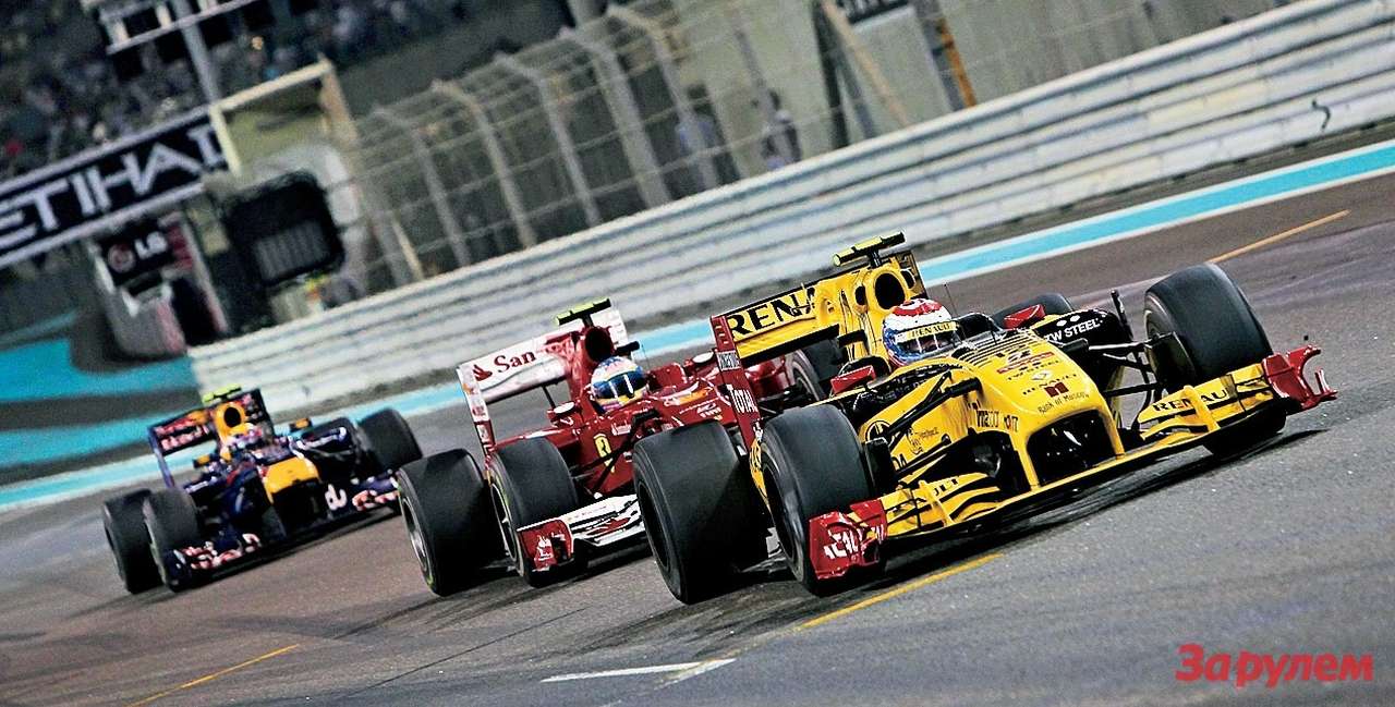 Вот так Виталий Петров на 40 кругов закрыл Фернандо Алонсо и Марка Уэббера, косвенно повлияв на распределение наград.
