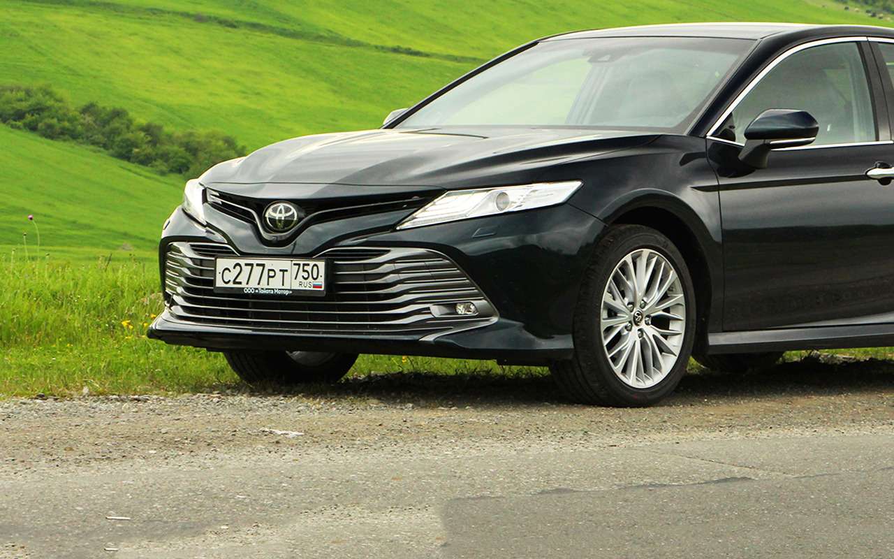 Новая Toyota Camry: первый тест-драйв