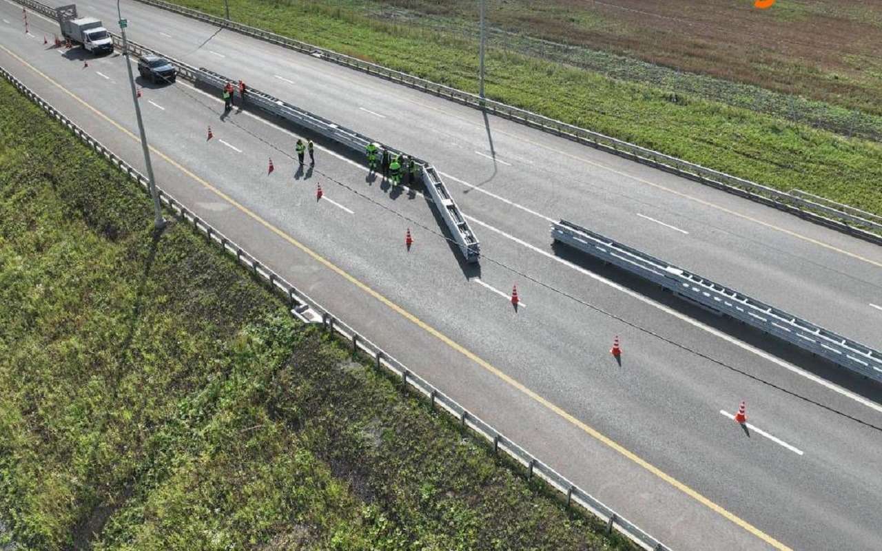 На трассах появились откатные отбойники — рассказываем, зачем они нужны