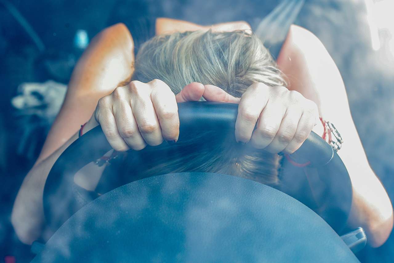 Четверть водителей готовы отказаться от автомобилей: денег на бензин все меньше