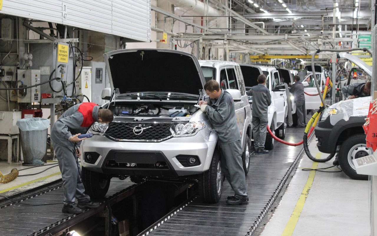 УАЗ раздает деньги в рамках акции «Приведи друга»