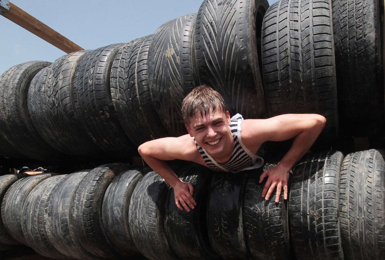 Старые покрышки вольются в асфальт