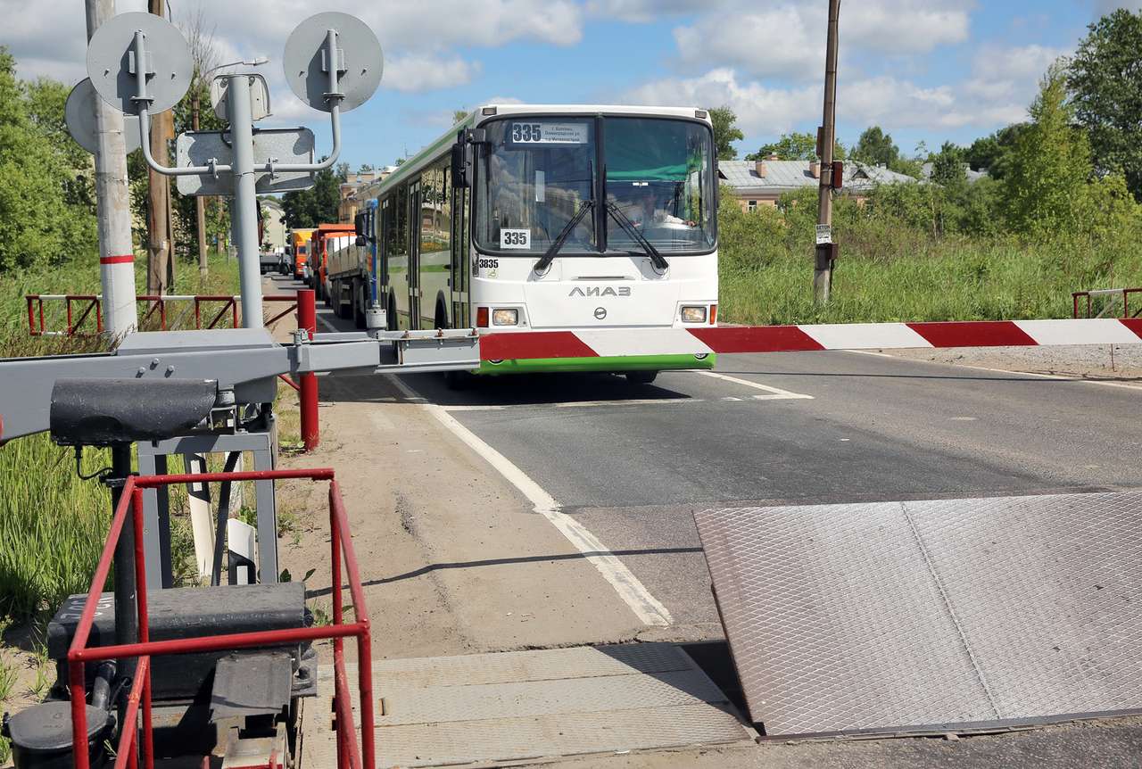 Владельцев автодорог обяжут оснащать ж/д переезды видеокамерами