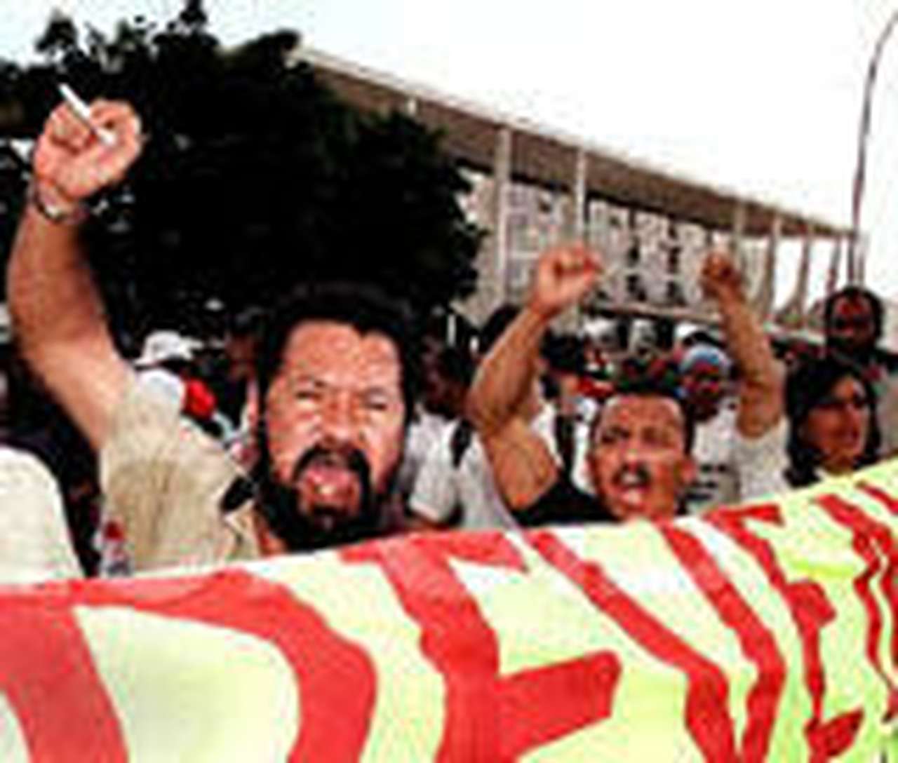 Бразильские заводы GM и Renault бастуют