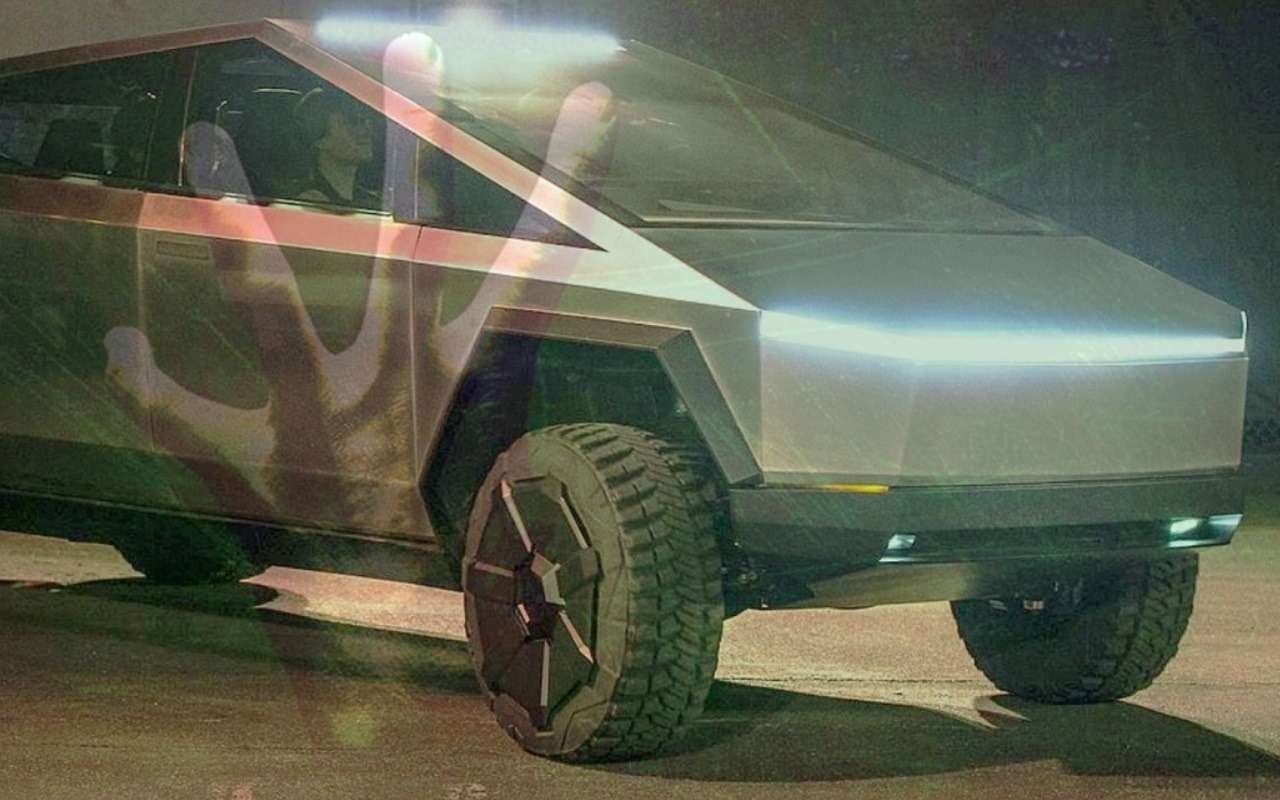 Берегите пальцы! У этого «новомодного» пикапа действительно острые края