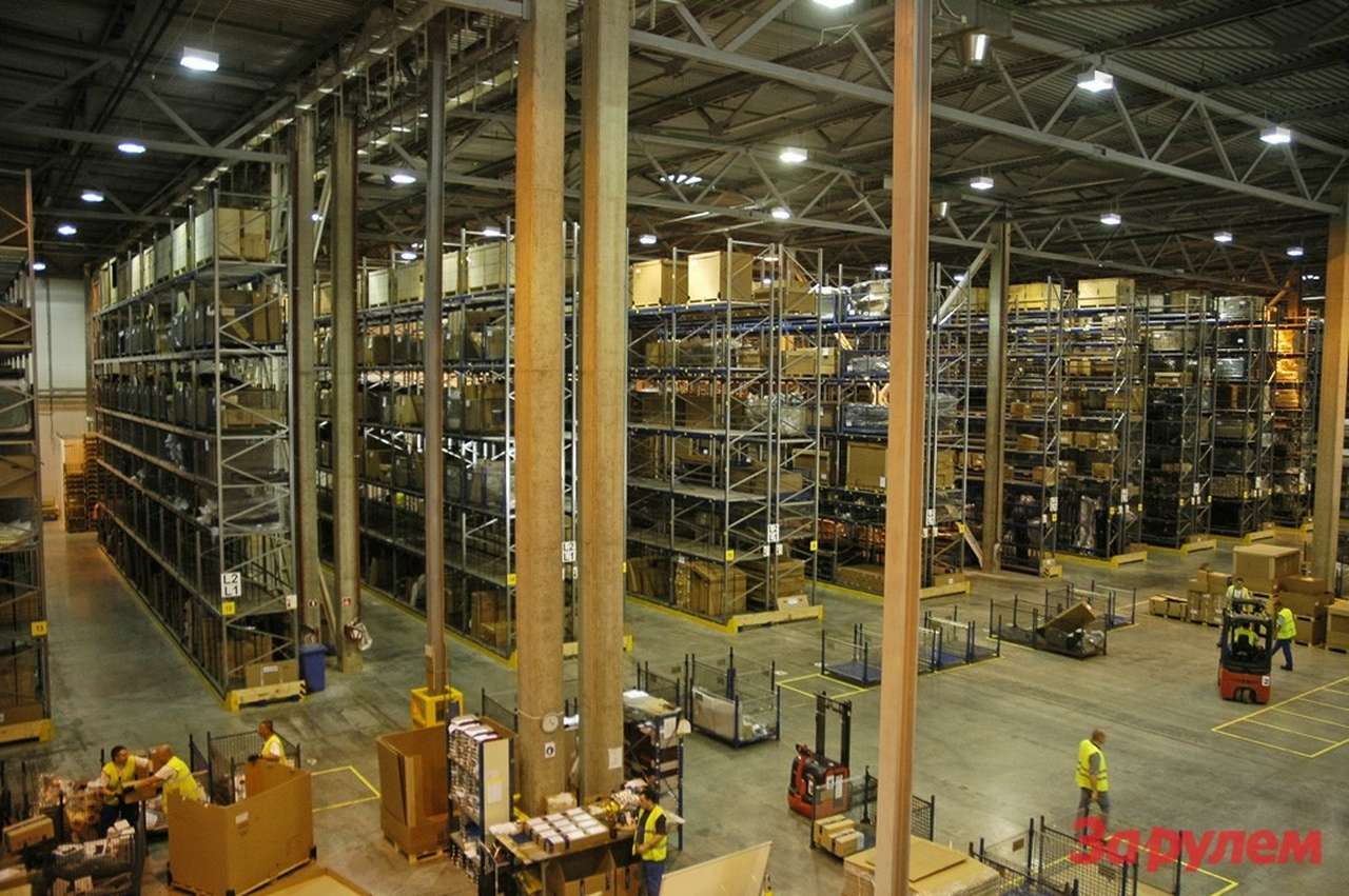PSA Peugeot Citroen открыли крупнейший склад запчастей в России