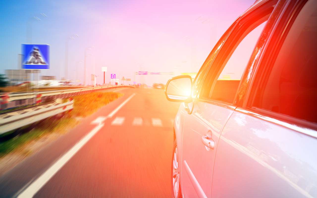 Оставили автомобиль на жаре? Вот что вы испортите в нем!