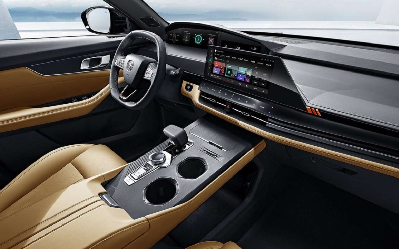 Скоро в России: полный привод, автомат, крутой дизайн — кроссовер Uni-K