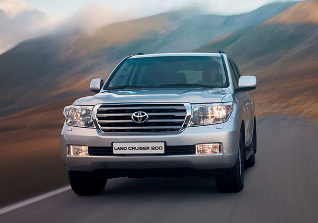 В России люксовые авто начали покупать охотнее, чем до кризиса