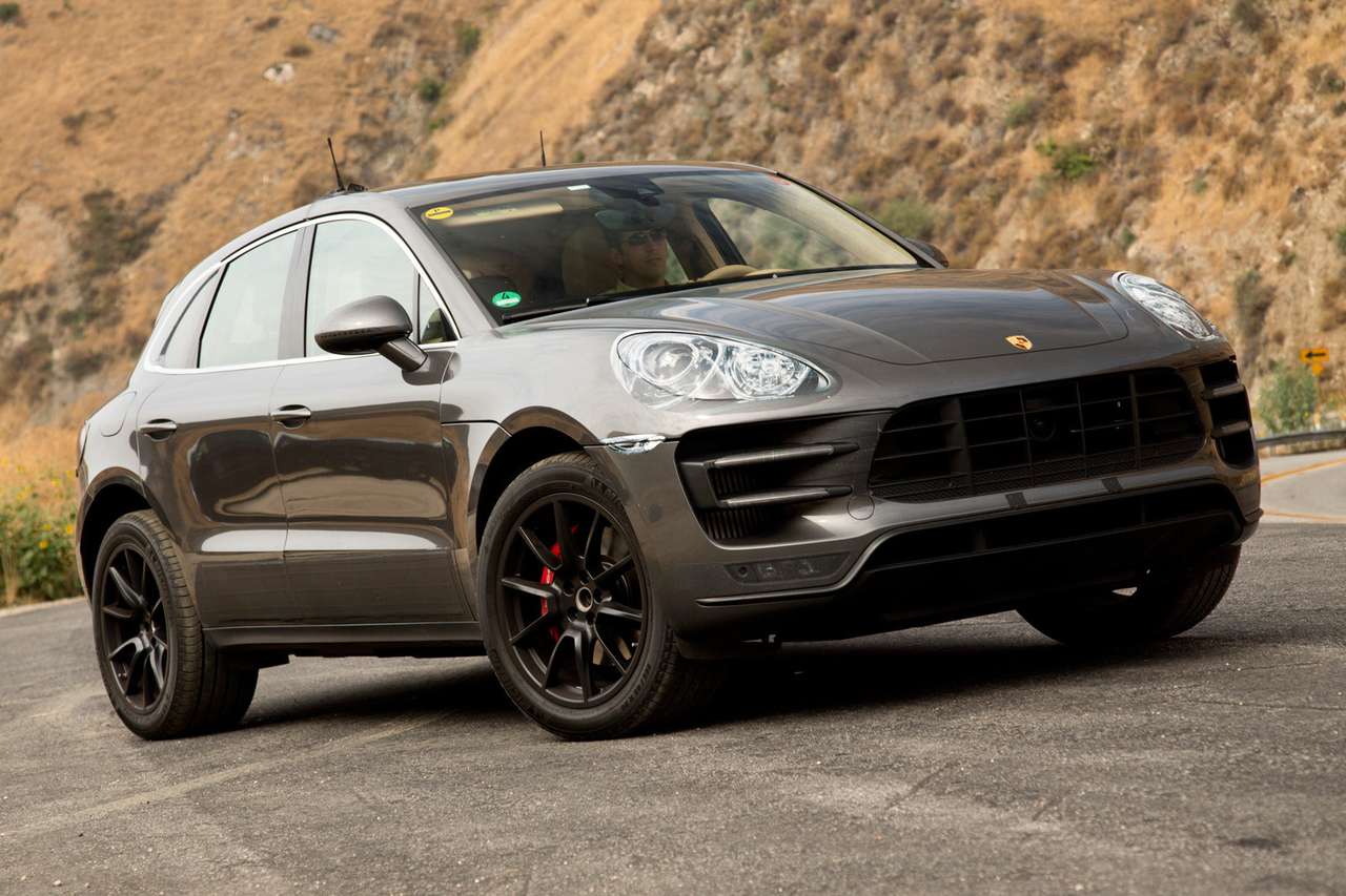 Британцы протестировали новый компактный кроссовер Porsche