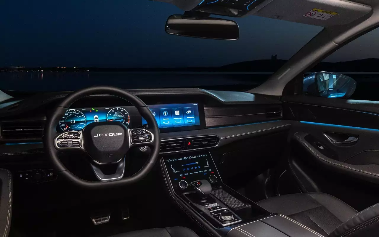 Интерьер Jetour X90 Plus