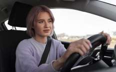 Молодым водителям без опыта хотят запретить подвозить своих ровесников