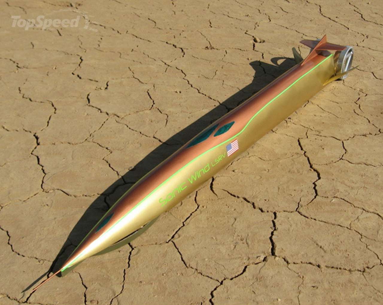 Ракетомобиль Sonic Wind десятый год идет на рекорд скорости 