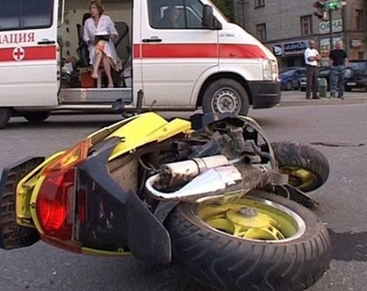 Водители скутеров и мопедов часто попадают в ДТП из-за возраста