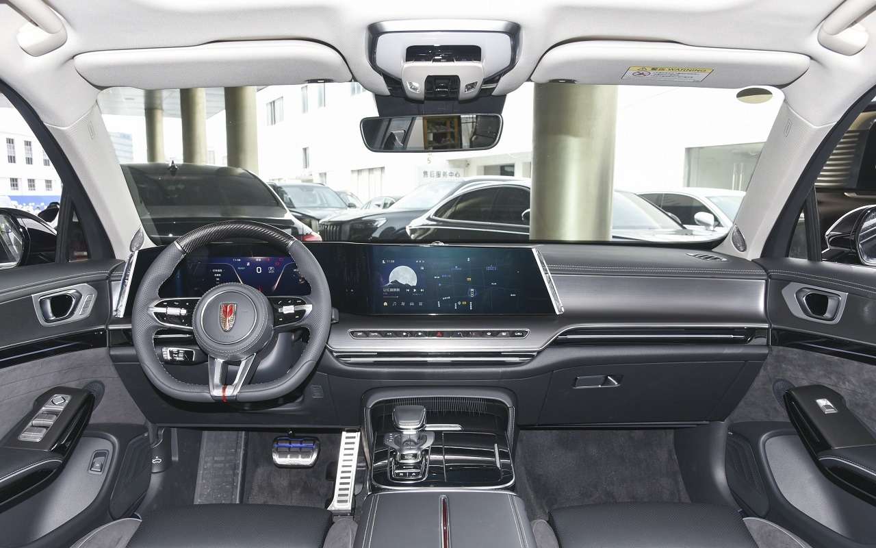 Интерьер Hongqi H9