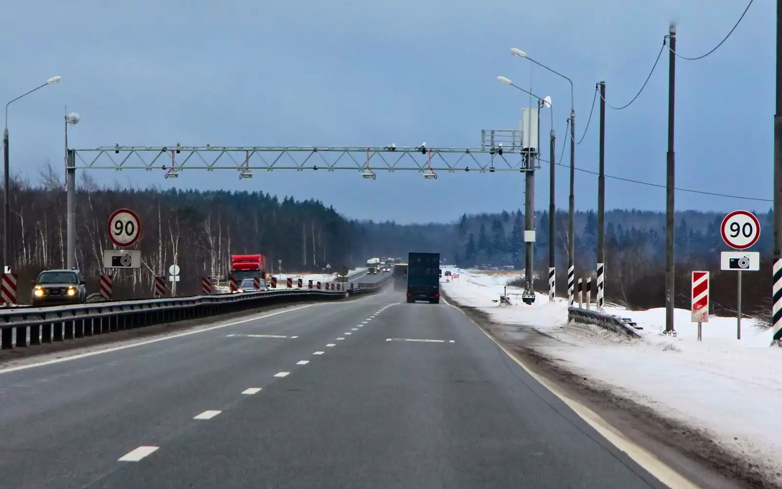 Дорогой м 10. 170 Км 200 м ад м10 Россия камера. Трасса м10 Москва Санкт-Петербург. М1- м10 трассы. Рамки Платон на трассе м 10 Санкт Петербург Москва.