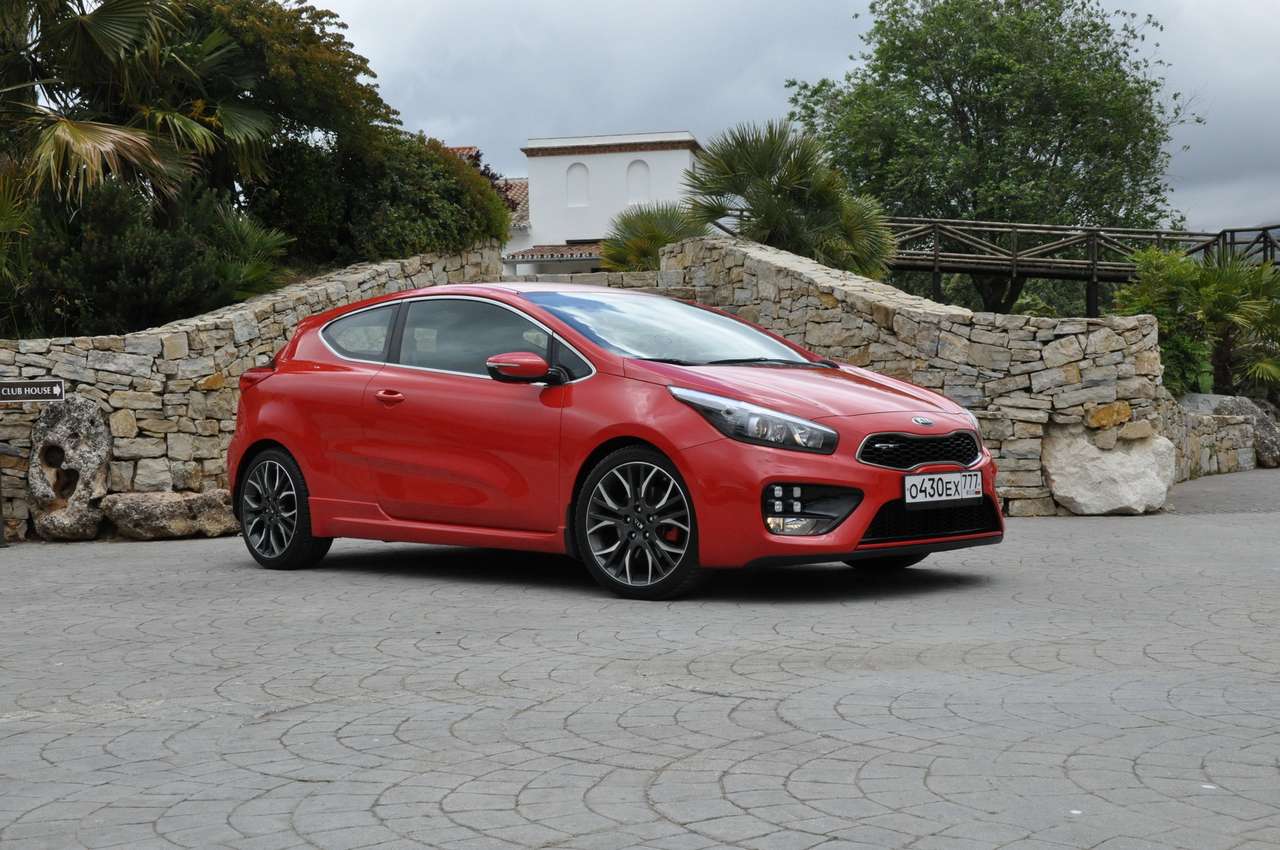 Оператив ЗР: Kia cee’d GT и pro_cee’d GT – скоро в России
