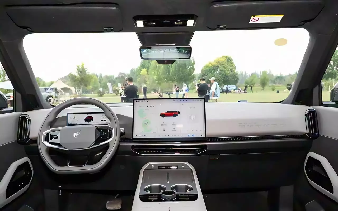 Интерьер Ford Bronco