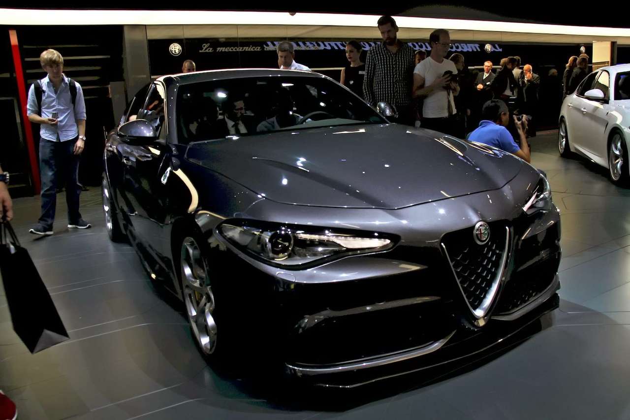 Alfa Romeo Giulia проверит итальянцев на патриотизм