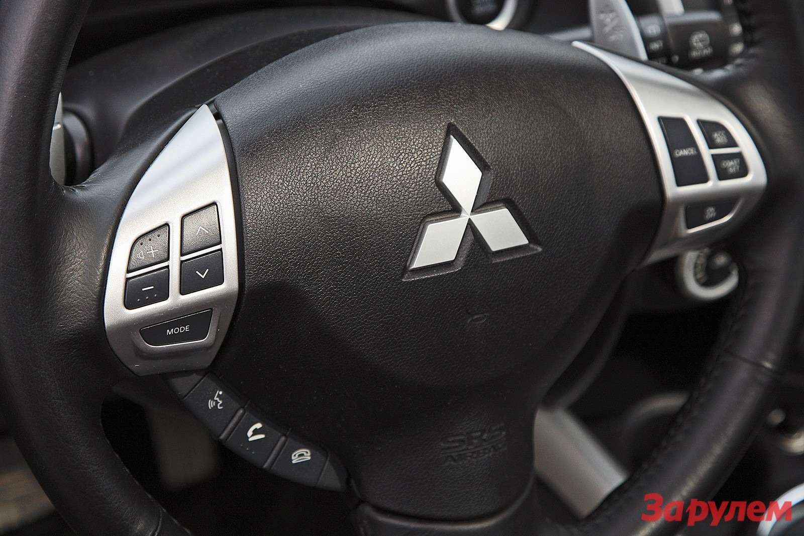 6. Руль митсубиси asx. Круиз контроль asx 1. Кнопки круиз-контроля mitsubishi outlander xl. Руль мицубиси асх 2019.