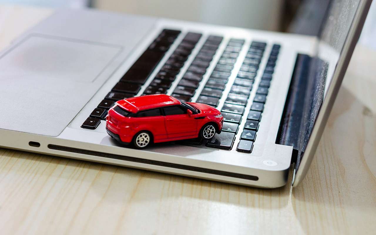 Автовладельцы признались, сколько из них доверяют информации блогеров