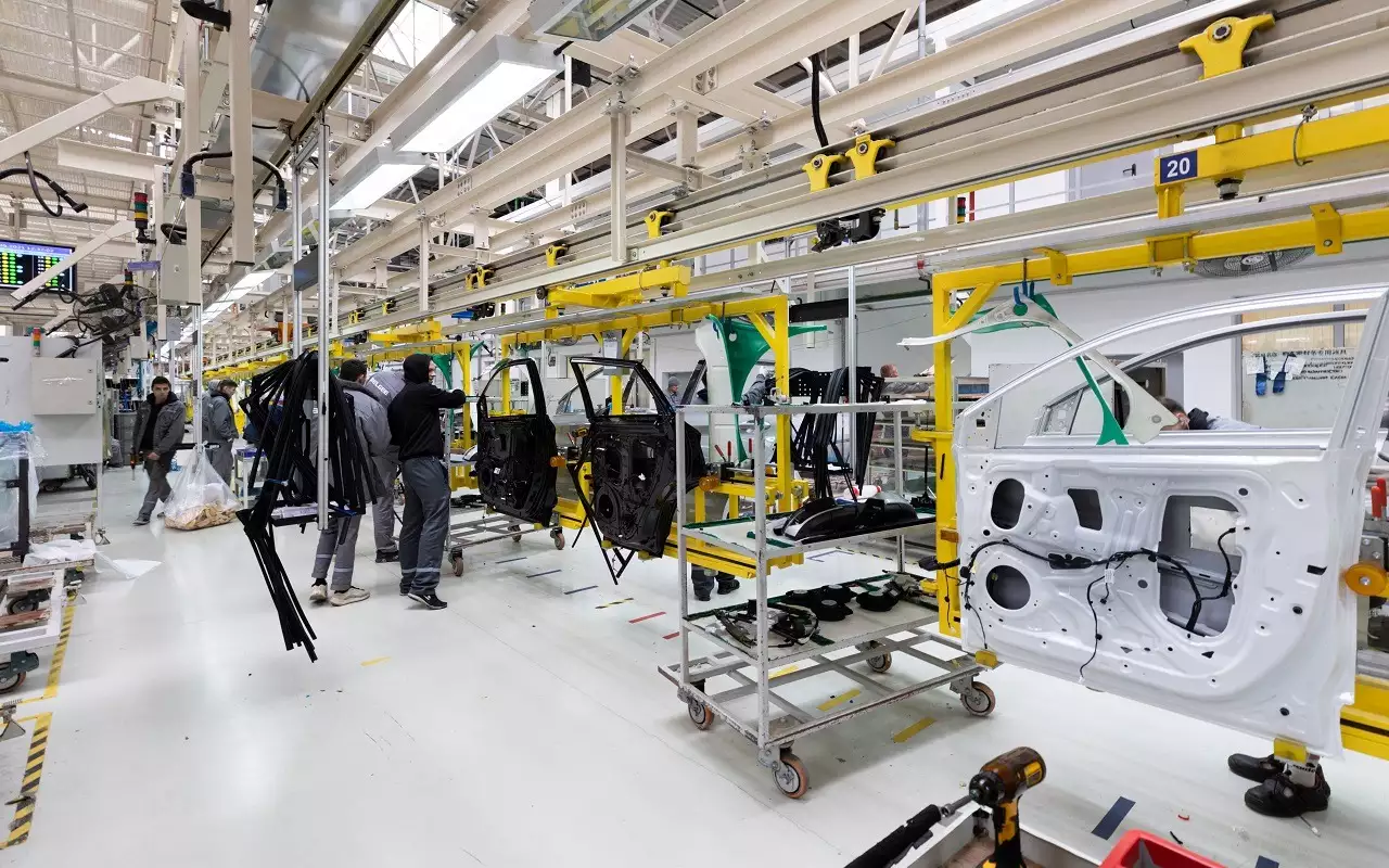 Заводы Toyota и Nissan могут встать: названа причина