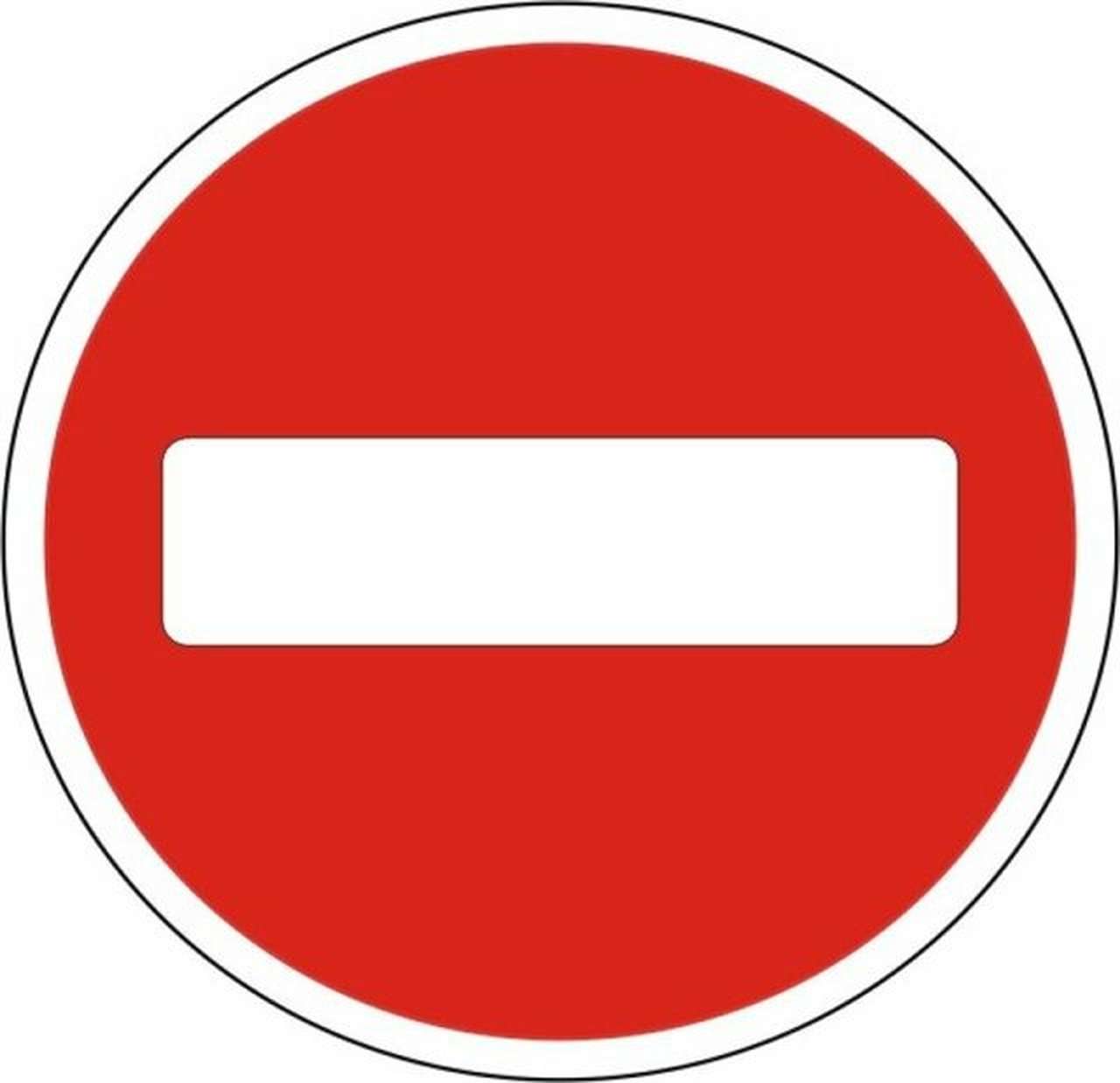 Водитель намерен судиться со столичными властями из-за незаконных знаков