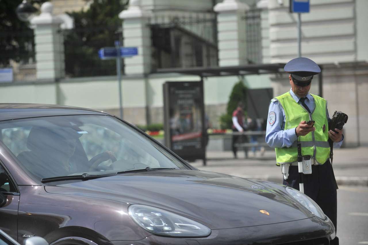 Прокуратура запретила Госавтоинспекции «стучать» на должников работодателю